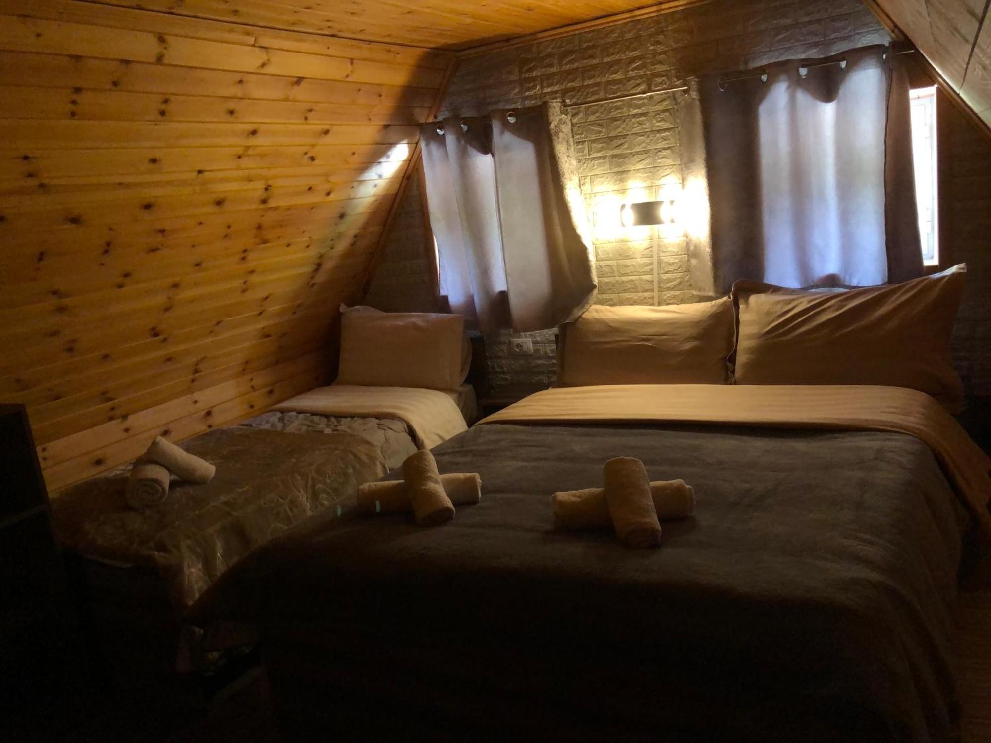 Bed and Breakfast Bujtina Pllumi Theth Exterior foto