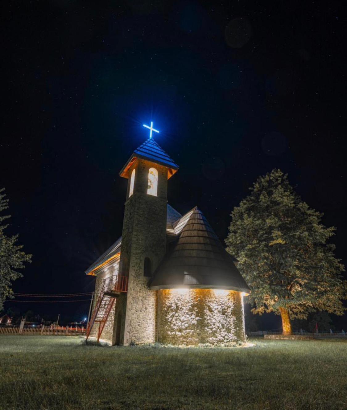 Bed and Breakfast Bujtina Pllumi Theth Exterior foto